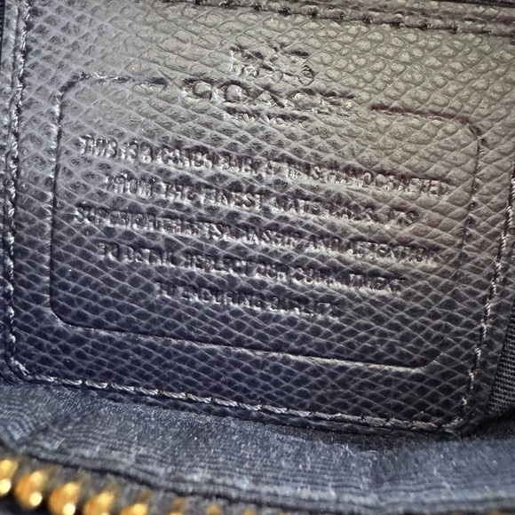 Coach Leather Christie Carryall Shoulder Bag Navy and Gold Hardware - Picture 13 of 16